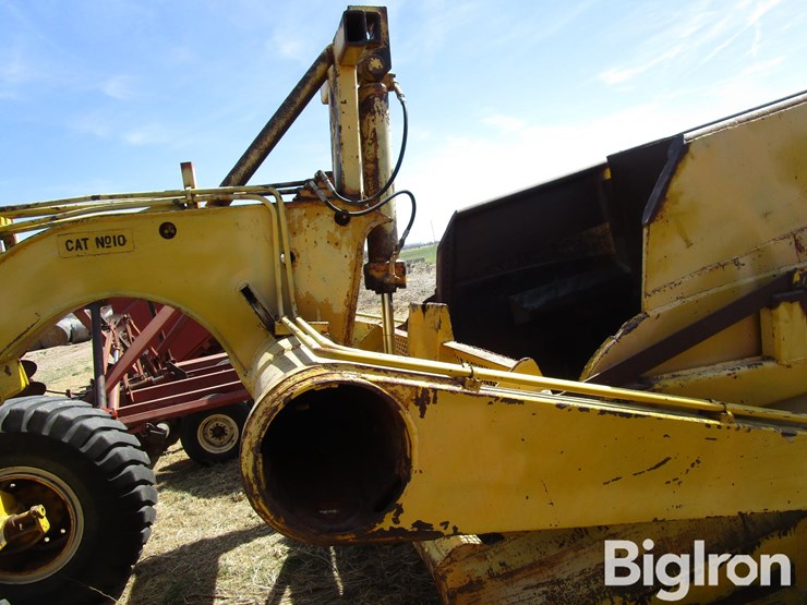 caterpillar-10-image-11