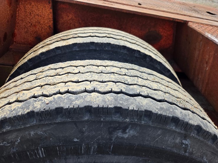 1975-massey-ferguson-8-image-49