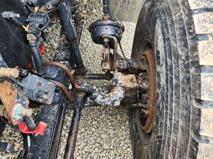 2014-kenworth-t800-image-28