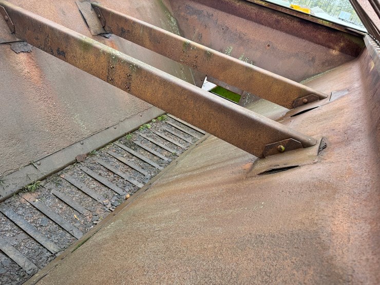 1986-oshkosh-wt2206-image-55