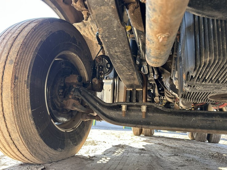 2020-kenworth-t880-image-30