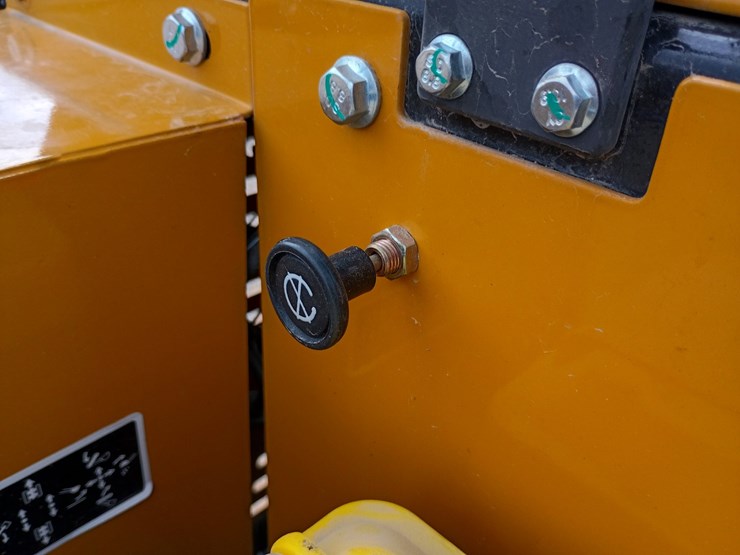 #23947-•-2025-agt-h15r-mini-excavator-image-19