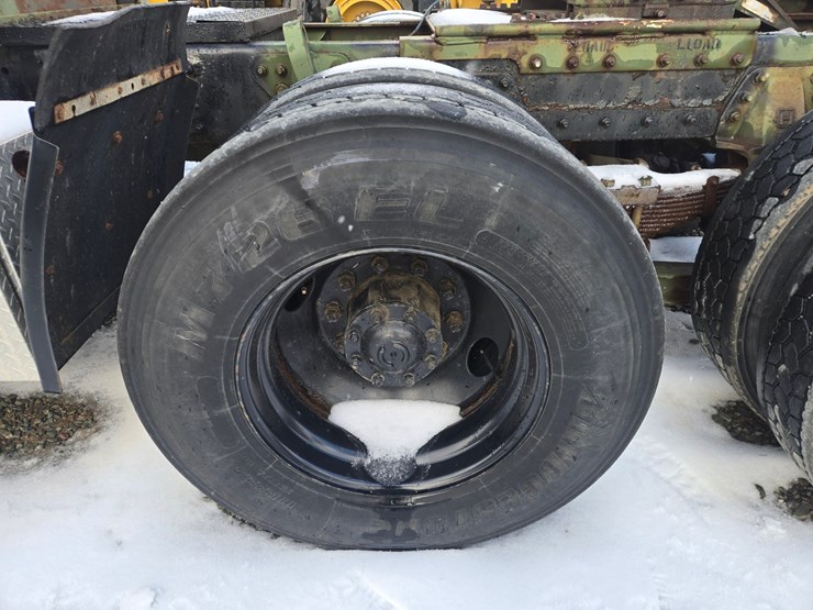 1992-massey-ferguson-8-image-88