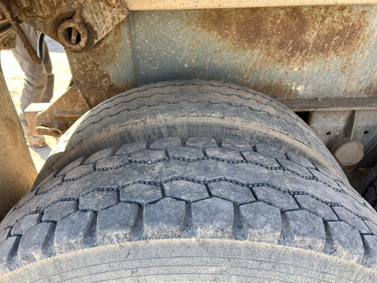 axle-end-dump-image-39