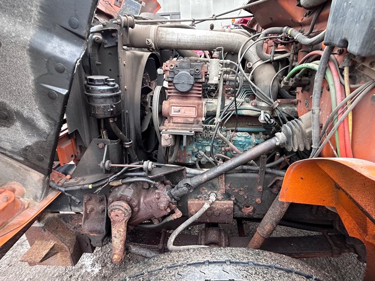 1992-international-4900-image-45