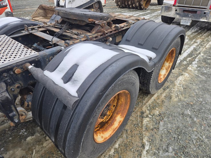 2006-caterpillar-c15-image-22