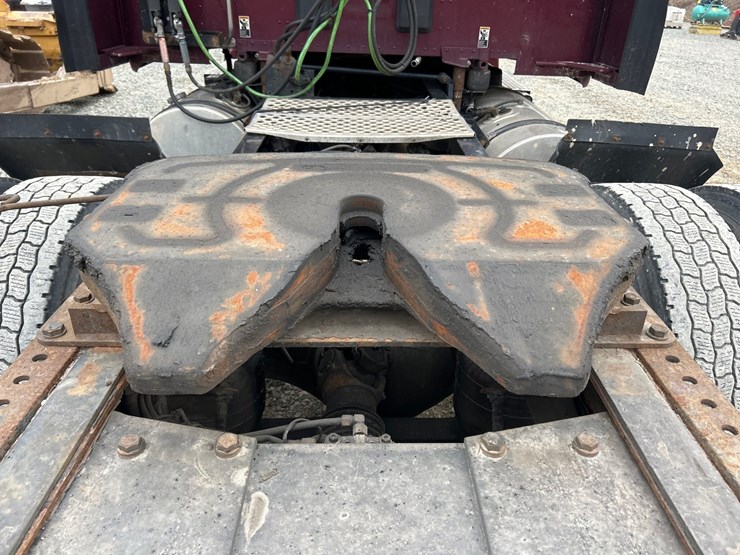 2016-kenworth-t680-image-20