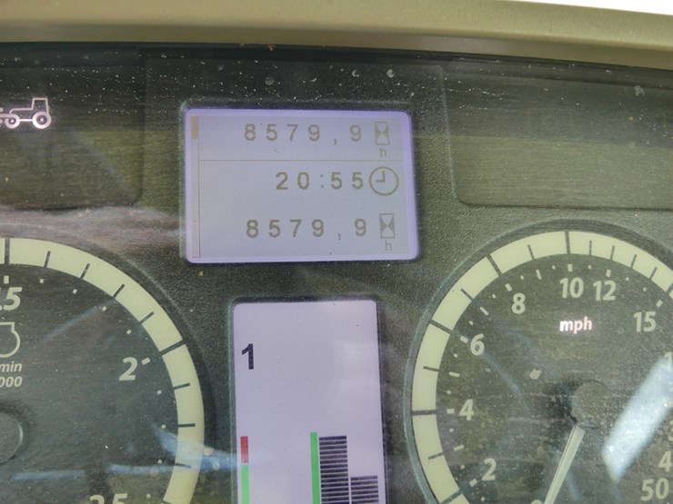 2016-john-deere-6155m-image-13