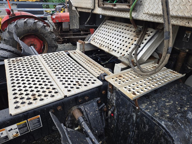 2017-kenworth-t680-image-23