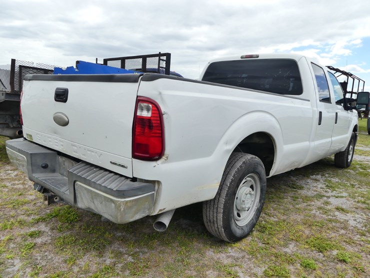 2012-ford-f250-xl-image-3