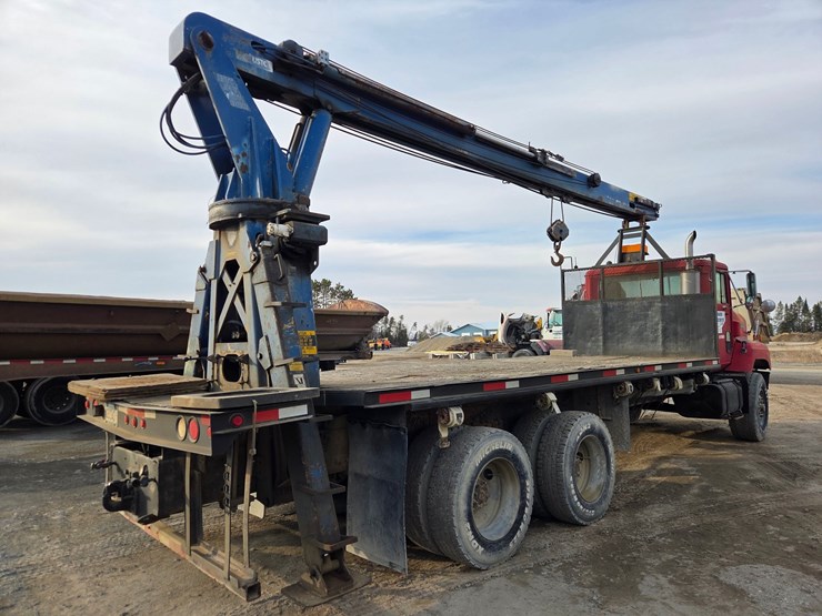 1998-international-paystar-5000-image-5