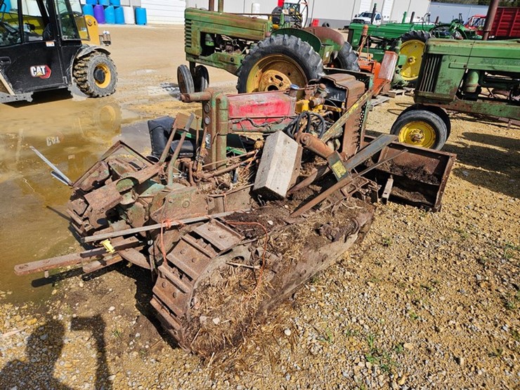 #964-•-john-deere-mt-crawler-image-5