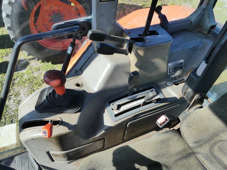 kubota-m105s-image-12