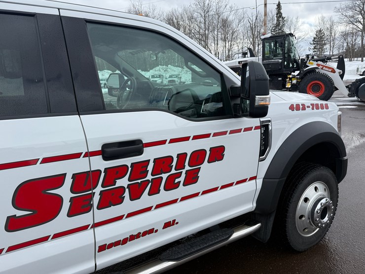 2018-ford-f550-image-42