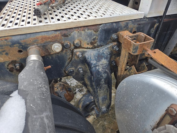 2006-caterpillar-c15-image-34