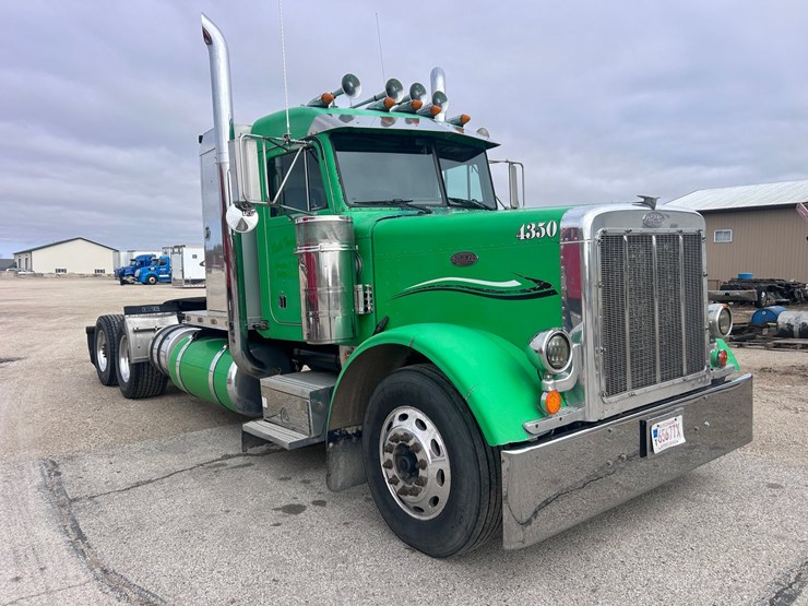 1999-peterbilt-379-image-7