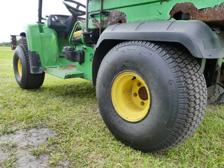 john-deere-gator-image-7