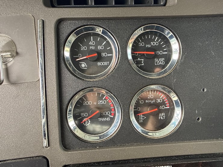 2019-kenworth-t680-image-68