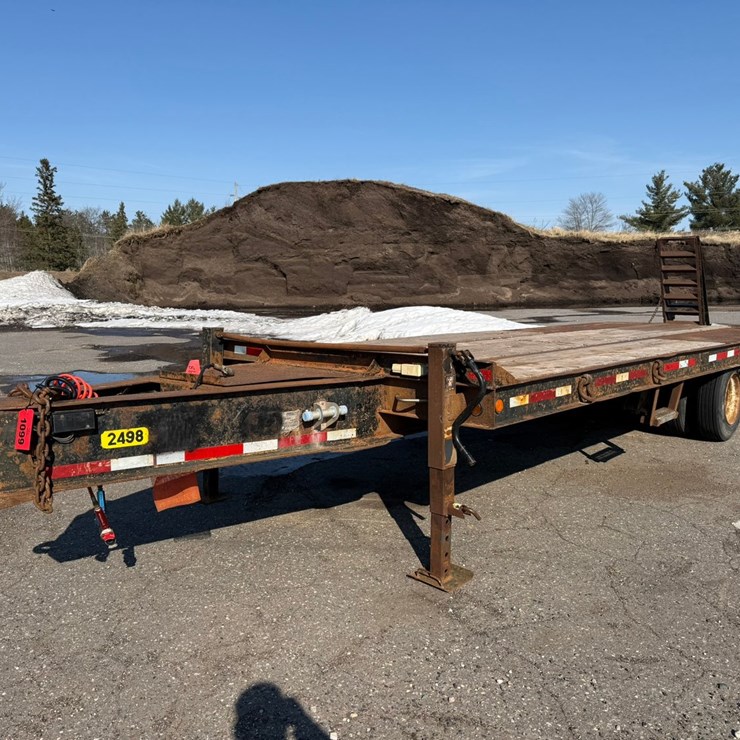 #1099 • Butler 26' Equipment Trailer