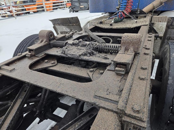 2003-kenworth-t800-image-32