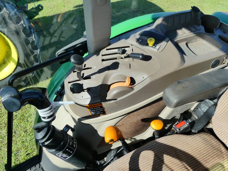 john-deere-6130d-image-13