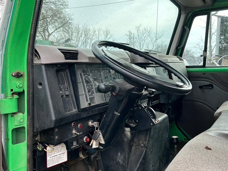 1996-international-4700-image-62