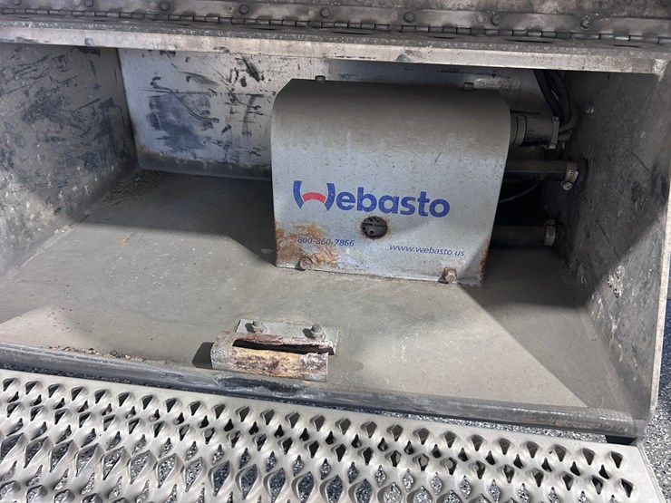 2007-peterbilt-379-image-99