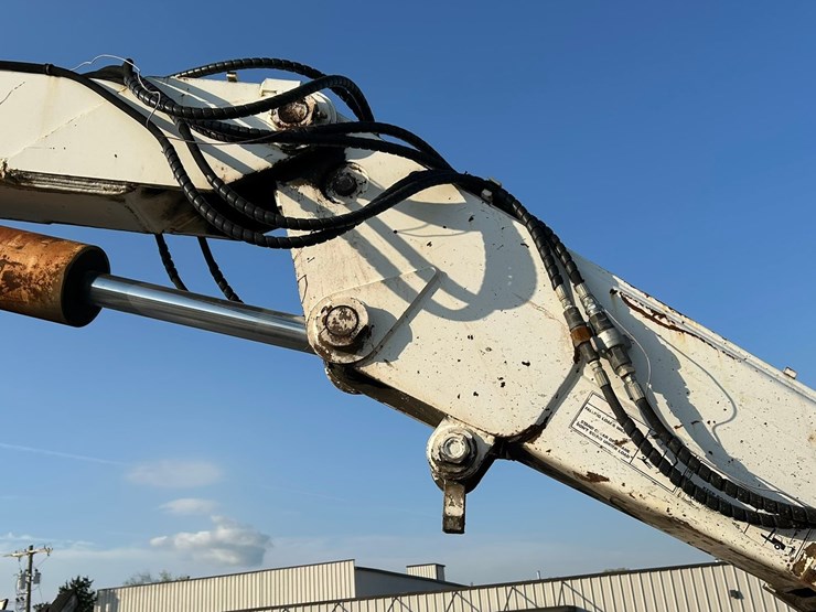 peterbilt-365-image-39