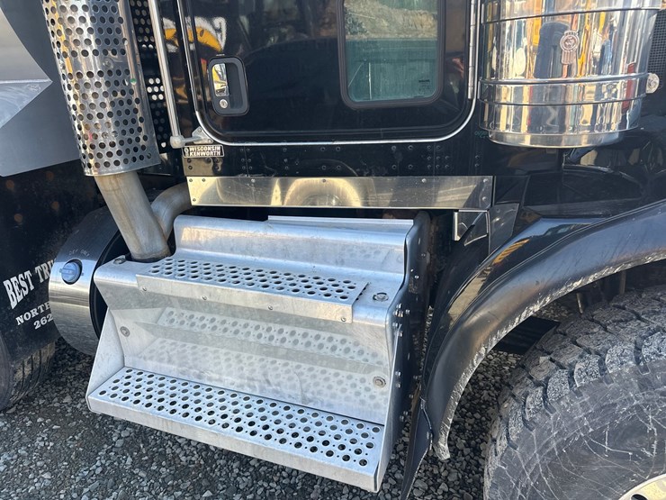 2014-kenworth-t800-image-71