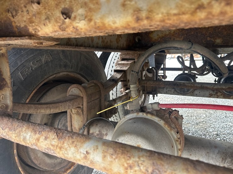 2008-massey-ferguson-8-image-33