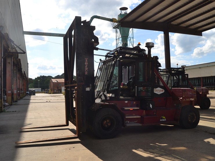 taylor-model-txh360l-dual-wheel-forklift-w/-side-shift-w/-fork-positioner-w/-cummins-engine-w/-enclosed-cab-sn#smk39310--40,380-hours-image-1