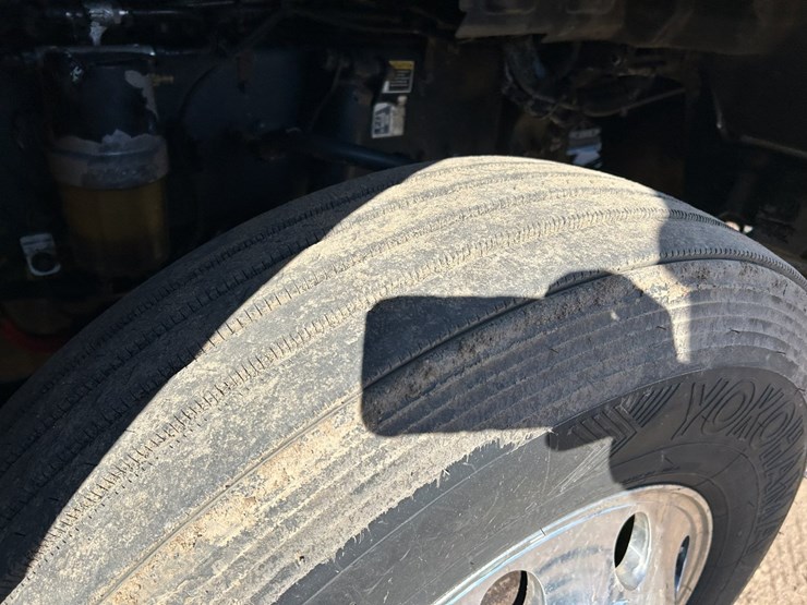 2020-kenworth-t880-image-78