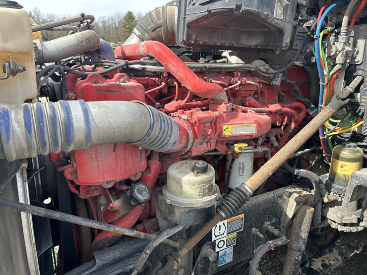 2017-kenworth-t680-image-63