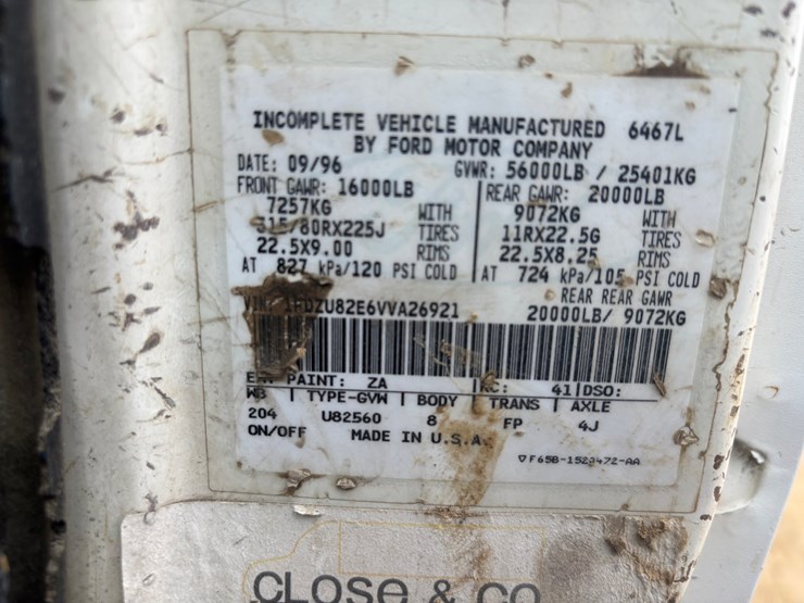 1997-ford-lt8000-image-106