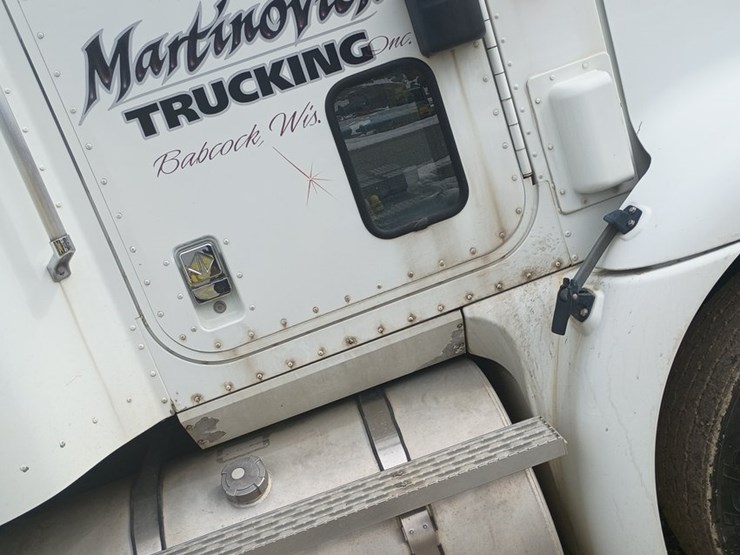 2000-international-9200i-image-13