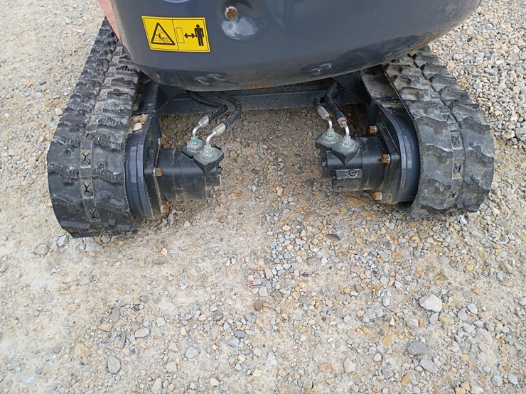 #24175-•-2025-agt-qk20r-mini-excavator-image-11