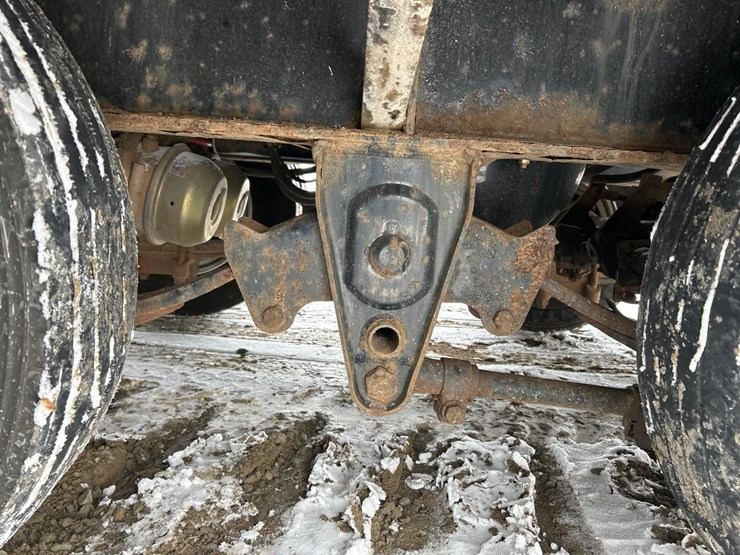 2020-massey-ferguson-8-image-35