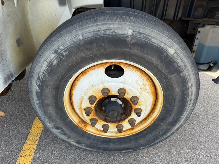 2014-international-4300-sba-image-54