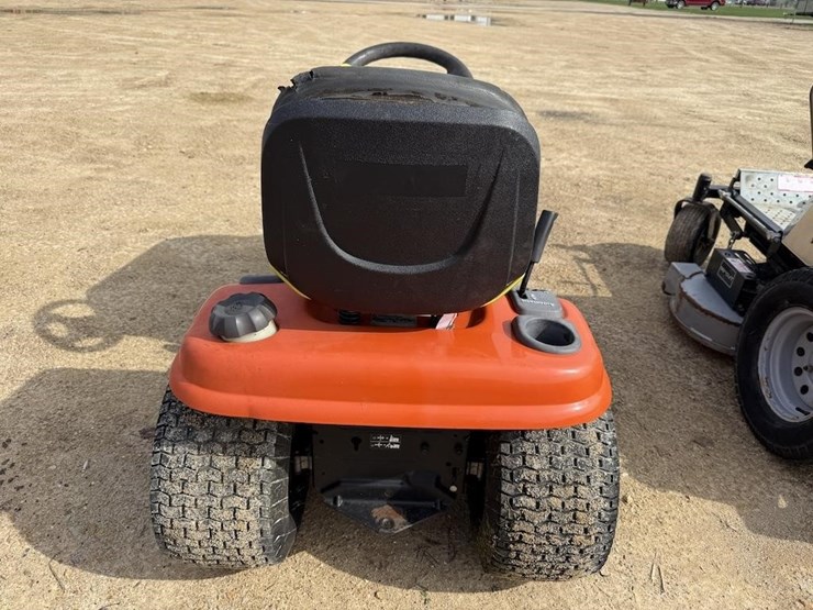 husqvarna-yth1542-image-5