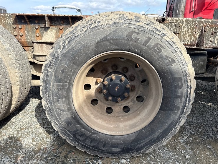 1996-western-star-4964s-image-80