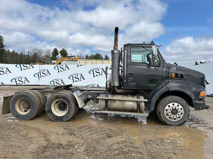 2005-massey-ferguson-8-image-6