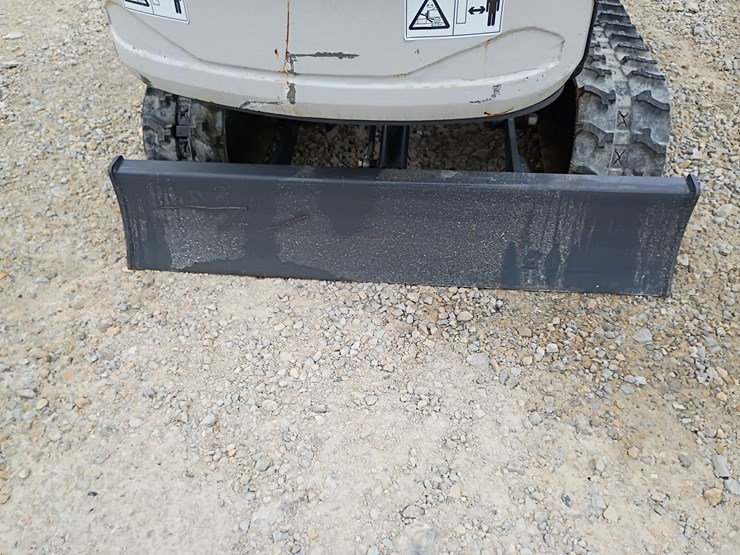 #24168-•-2025-diesel-agt-xz20k-c-mini-excavator-image-9