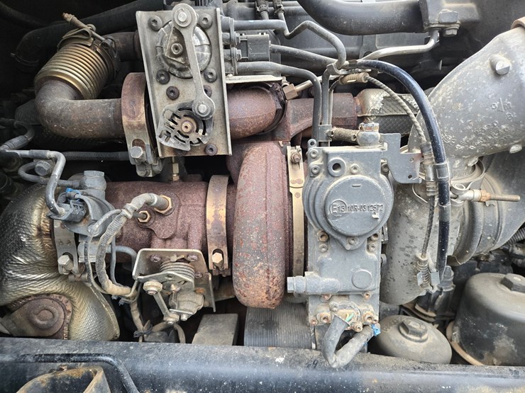 2017-kenworth-t680-image-57