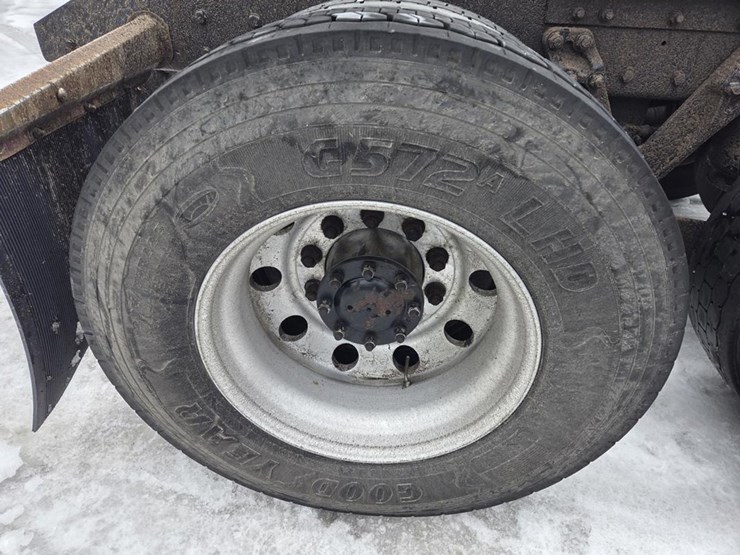 2003-kenworth-t800-image-81