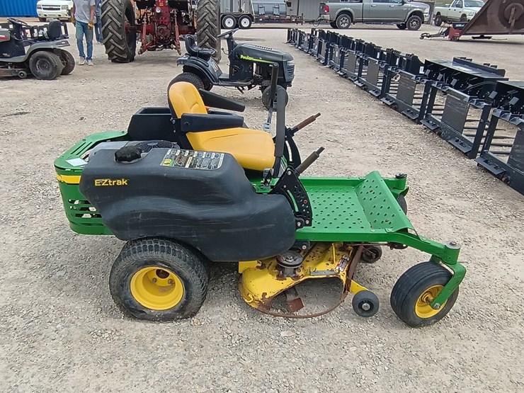 john-deere-z245-image-6