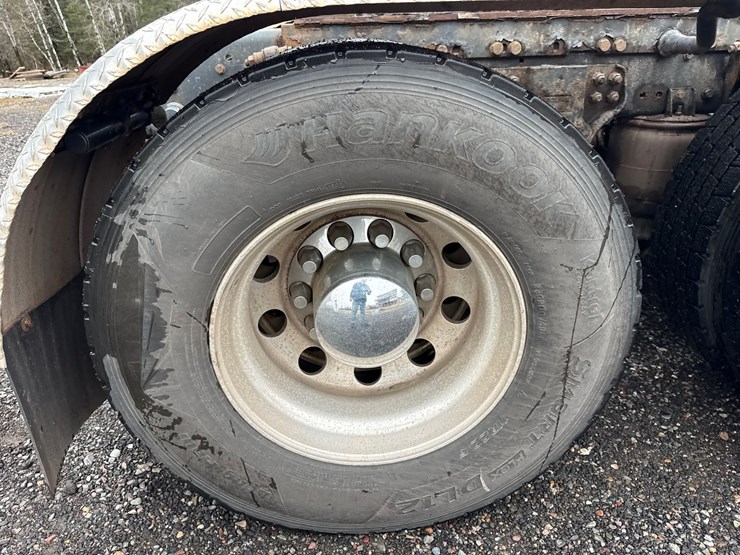 2020-kenworth-t800-image-77