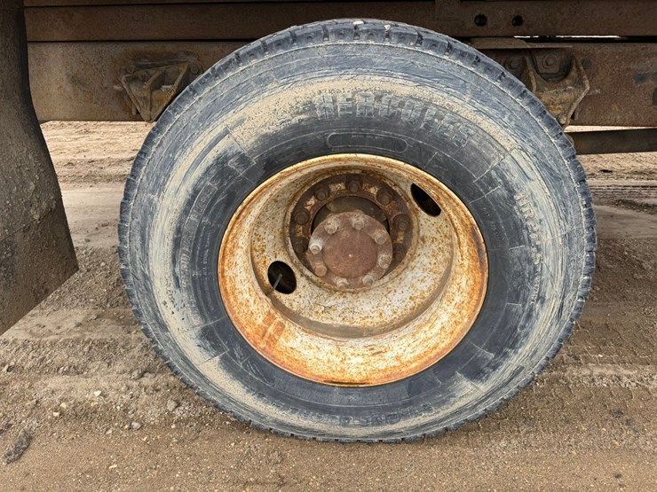 2007-international-durastar-4400-image-68