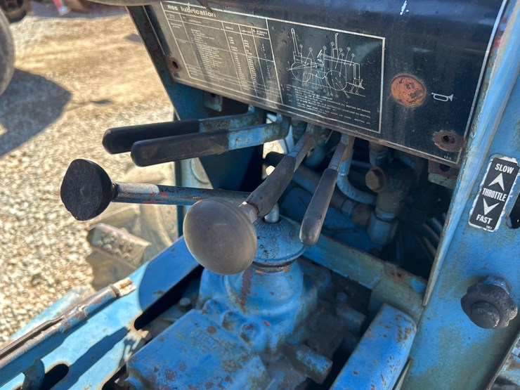 ditch-witch-r65-image-38