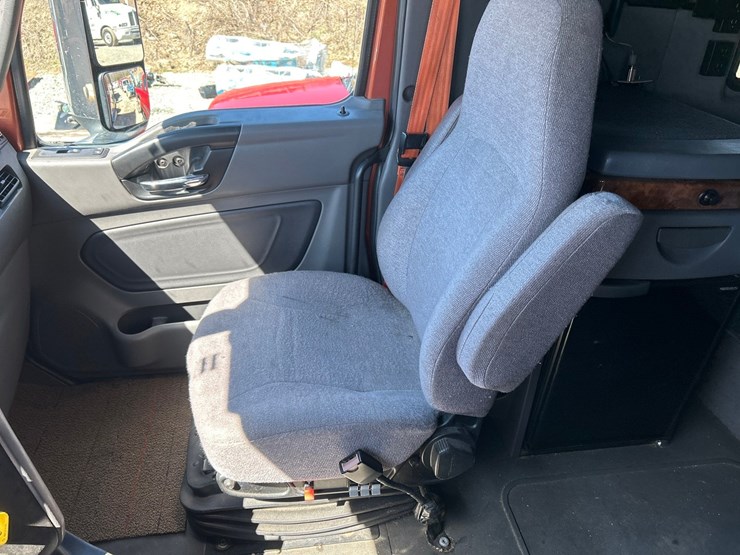 2019-international-lt-image-56