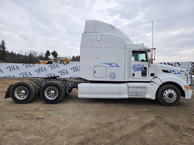 2007-peterbilt-579-image-6